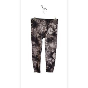 Live Love Dream Womens Capri leggings size M